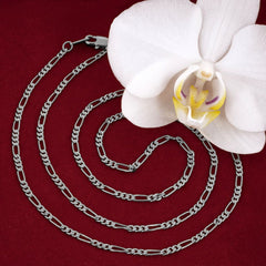 2.5mm Figaro Chain in Rhodium (White Gold look)